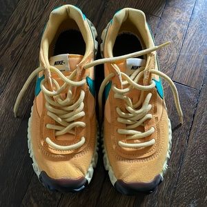 Nike Overbreak SP Pollen Rise